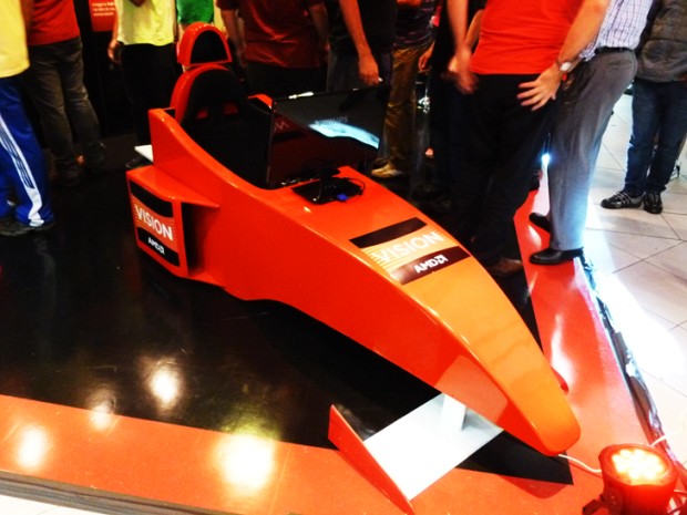 Simulador de corrida no AMD Experience Point