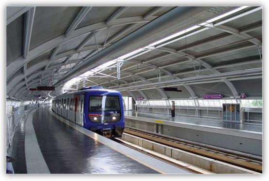 Trem da Linha 5 do Metrô de São Paulo - Imagem por Metrô Memória