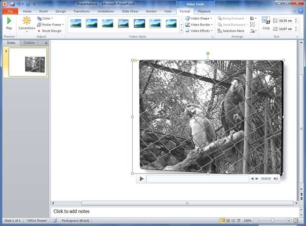 Inseri um vídeo no PowerPoint 2010 (beta) e o deixei em preto e branco
