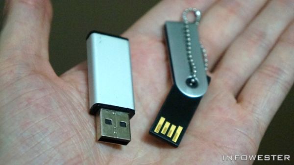 USB Flash Drive, no Brasil, conhecido como pendrive