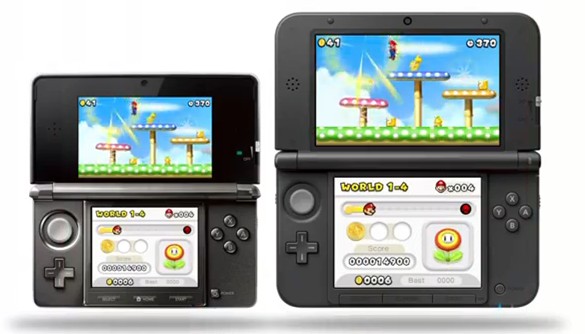 Nintendo 3DS à esquerda e Nintendo 3DS XL à direita